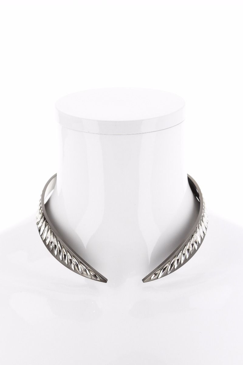 Grace Collar